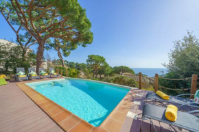Sea Breeze Lux House - Private Pool & Aircon